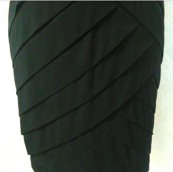 💛 New York & Company Sleeveless Dress - Picture 5 of 6